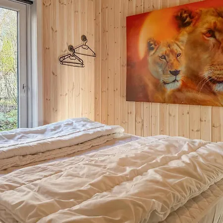 Nydelig Hjem I Med Badstue Feriehus